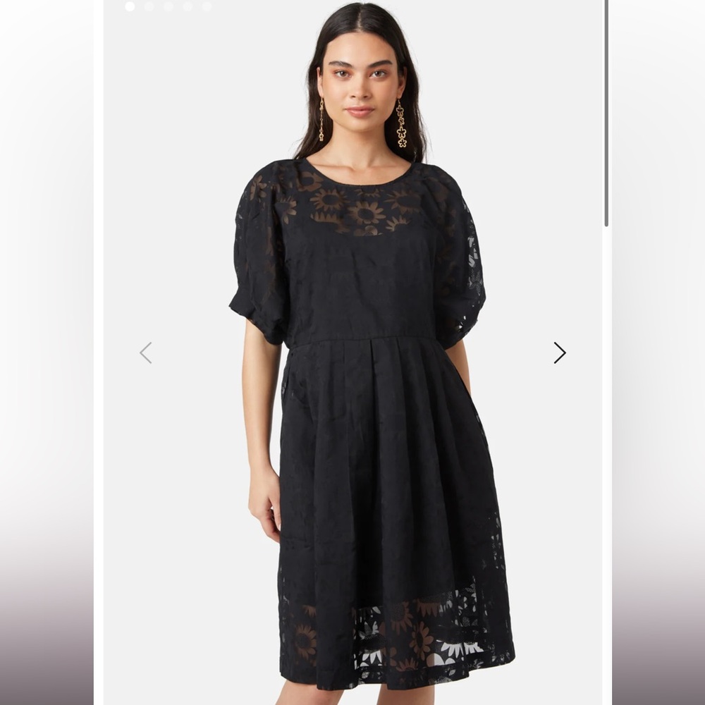 Beautiful Flower Detail Gorman Dress NWT
